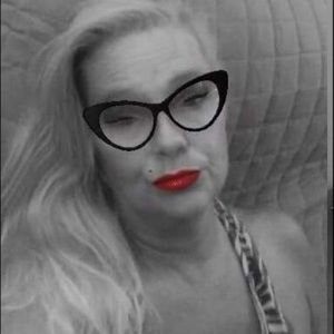 Meet your Posher, Micki